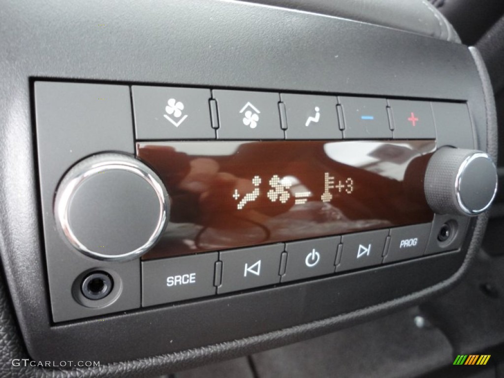 2012 GMC Acadia Denali AWD Controls Photo #53849499