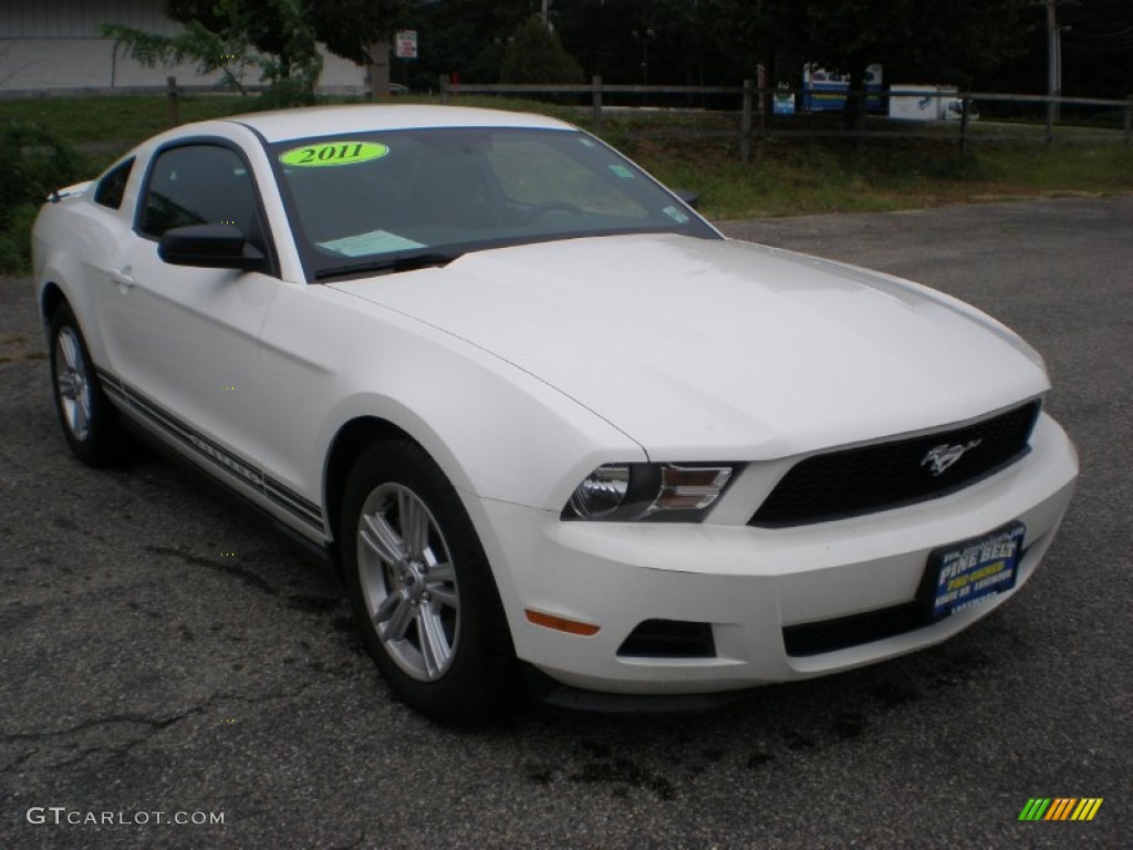 2011 Mustang V6 Coupe - Performance White / Charcoal Black photo #3