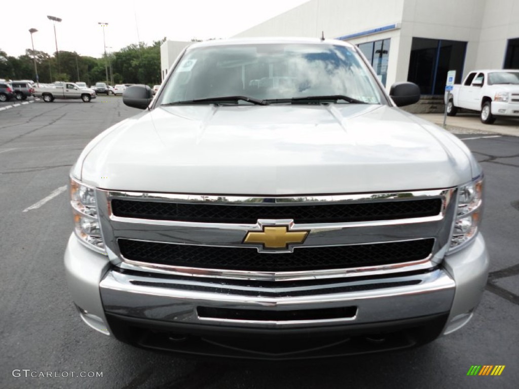 2011 Silverado 1500 LT Extended Cab 4x4 - Sheer Silver Metallic / Ebony photo #2