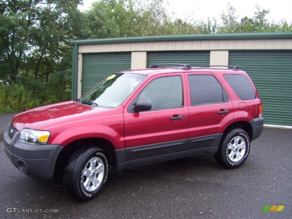 2007 Escape XLT 4WD - Redfire Metallic / Medium/Dark Flint photo #1