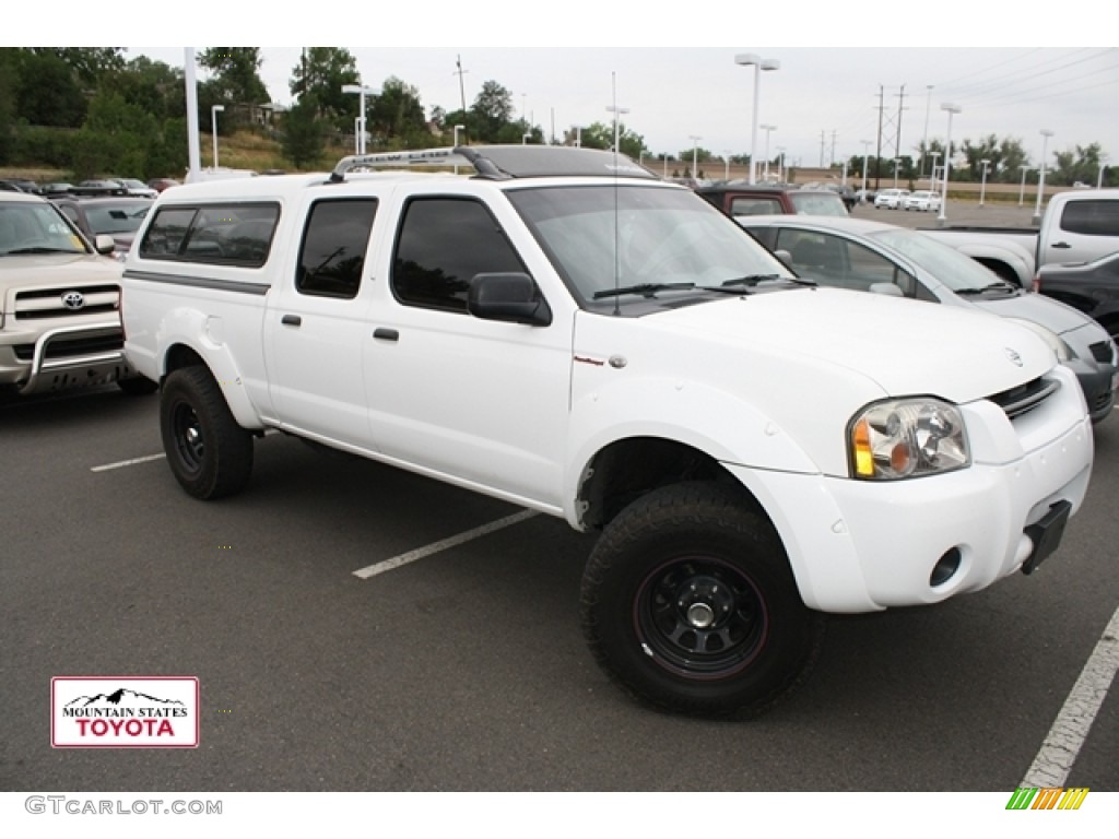 2004 Frontier XE V6 Crew Cab 4x4 - Avalanche White / Gray photo #1