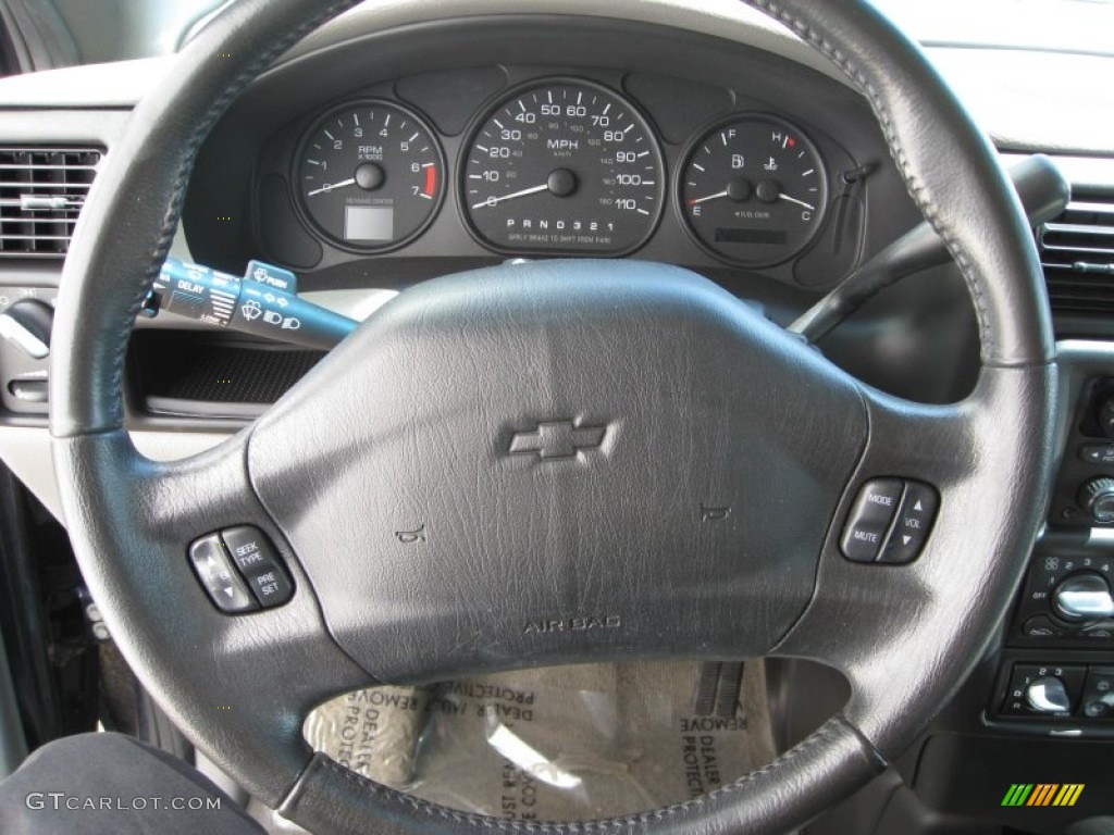 2004 Chevrolet Venture LT Medium Gray Steering Wheel Photo #53854443