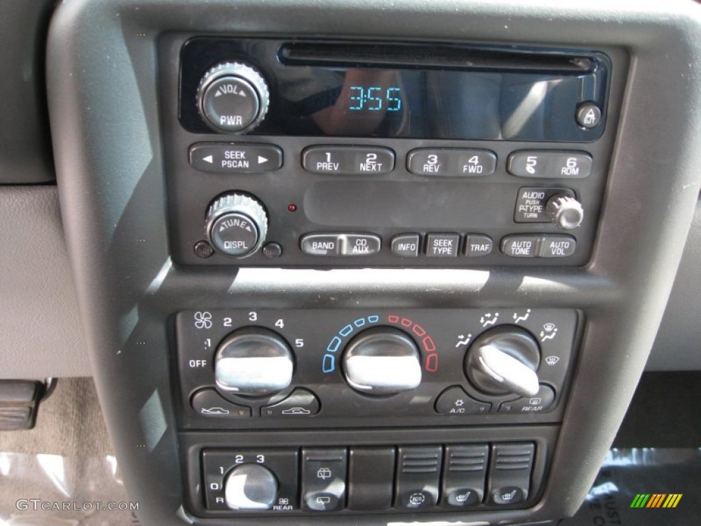 2004 Chevrolet Venture LT Audio System Photo #53854458