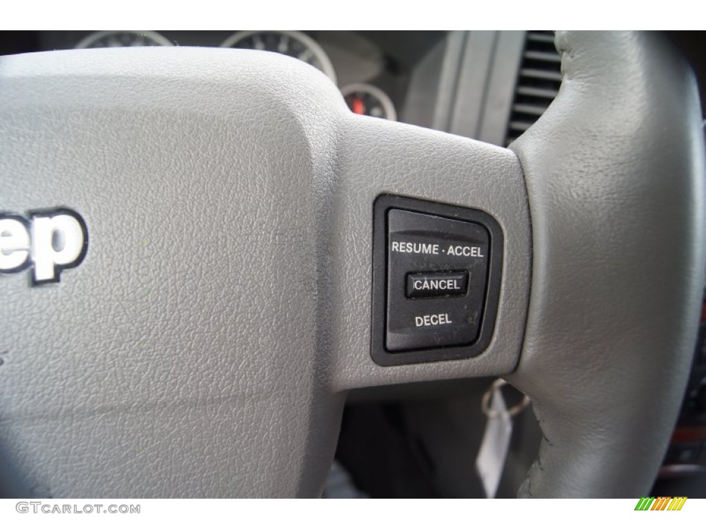 2005 Jeep Grand Cherokee Limited Controls Photo #53855106