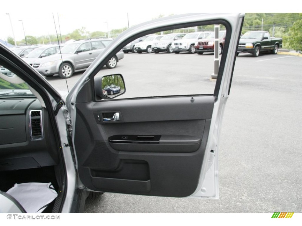 2010 Mazda Tribute i Sport AWD Door Panel Photos