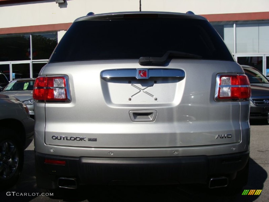 2008 Outlook XR AWD - Silver Pearl / Black photo #5