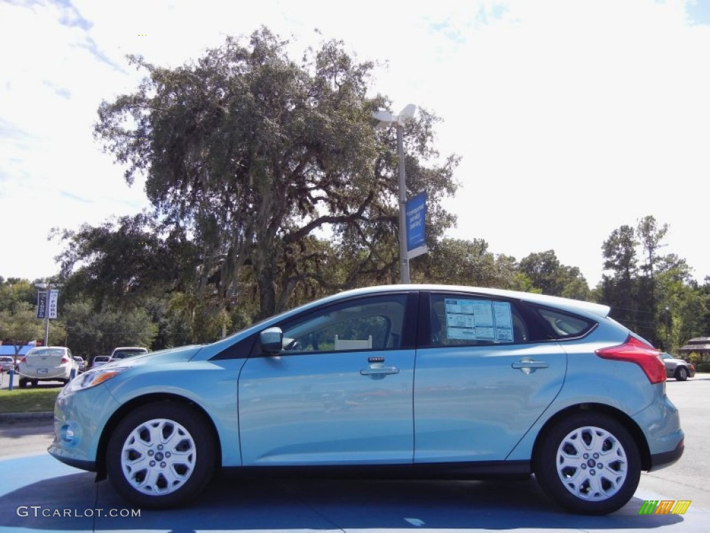 2012 Focus SE 5-Door - Frosted Glass Metallic / Stone photo #2