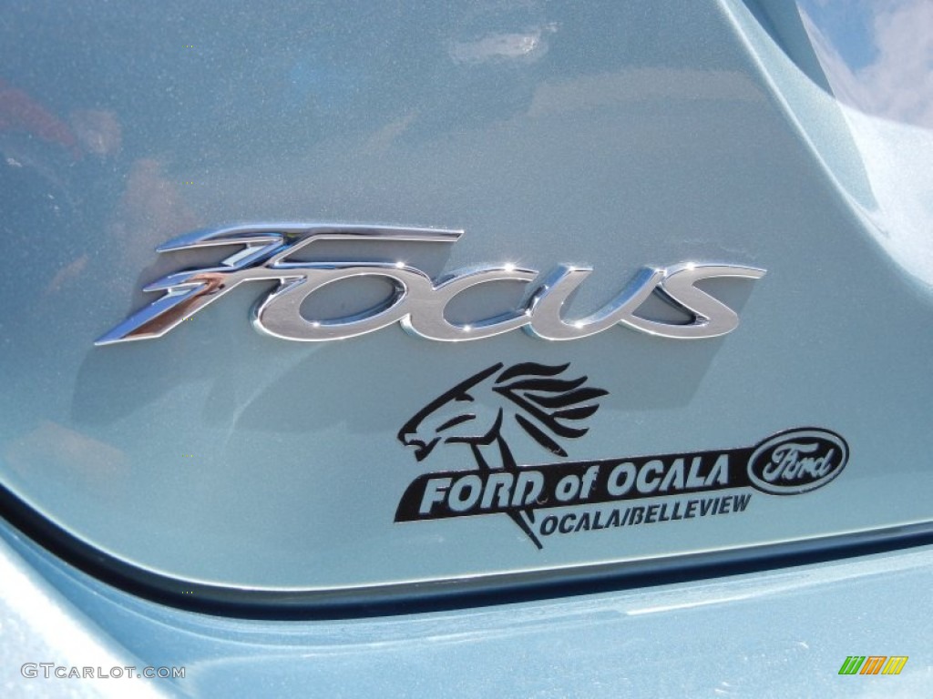 2012 Focus SE 5-Door - Frosted Glass Metallic / Stone photo #4