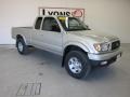 2002 Lunar Mist Metallic Toyota Tacoma Xtracab 4x4  photo #25