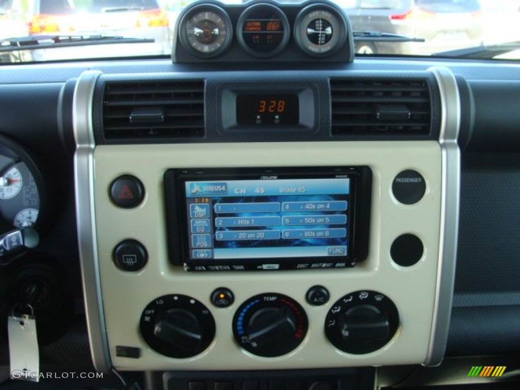 2009 Toyota FJ Cruiser 4WD Controls Photo #53863414