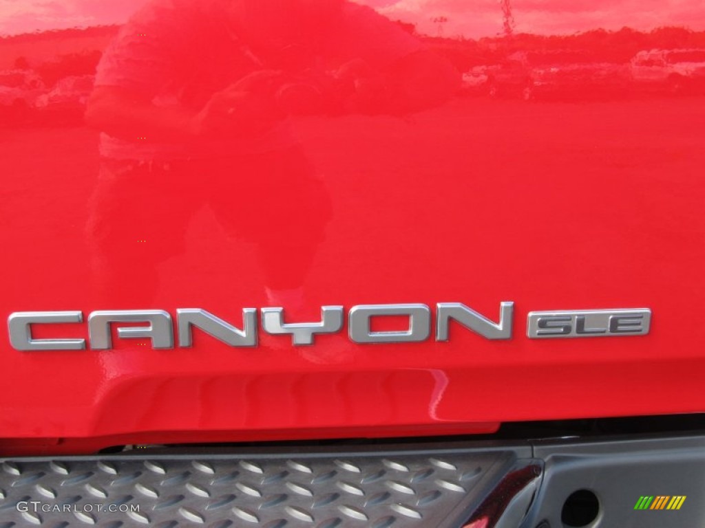 2009 Canyon SLE Crew Cab 4x4 - Fire Red / Ebony photo #4