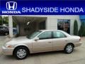 2001 Cashmere Beige Metallic Toyota Camry LE  photo #1