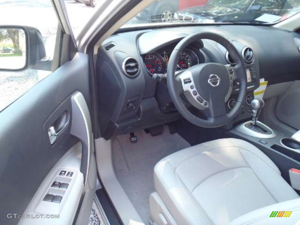 2011 Rogue SL - Silver Ice Metallic / Gray photo #6