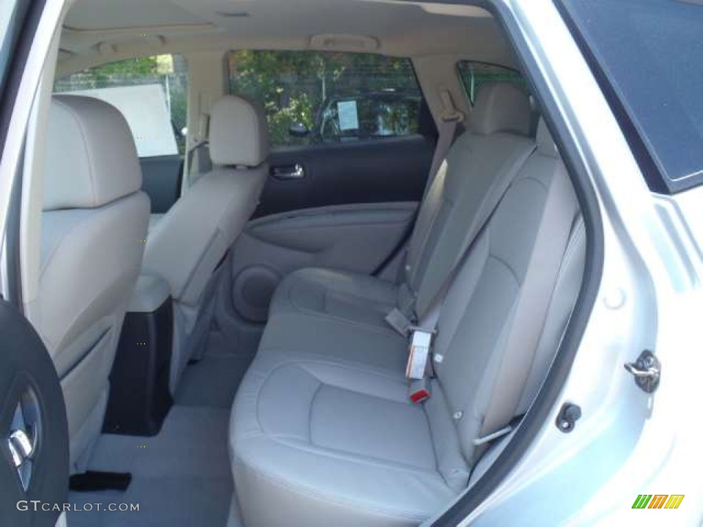 2011 Rogue SL - Silver Ice Metallic / Gray photo #12