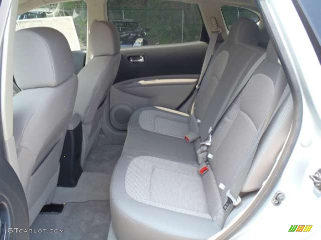 2011 Rogue SV - Silver Ice Metallic / Gray photo #11
