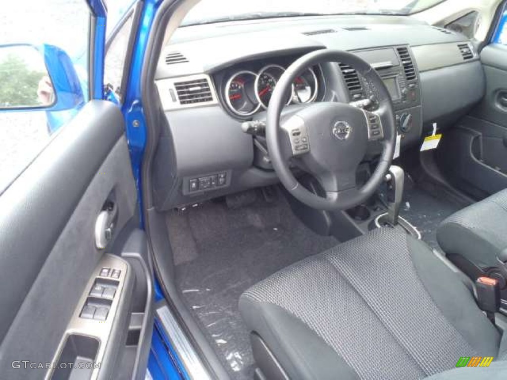Charcoal Interior 2012 Nissan Versa 1.8 SL Hatchback Photo #53871076