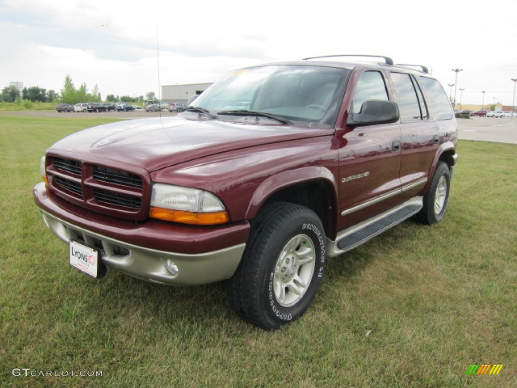 Dark Garnet Red Pearl Dodge Durango