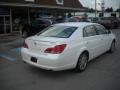 Blizzard White Pearl - Avalon Limited Photo No. 3