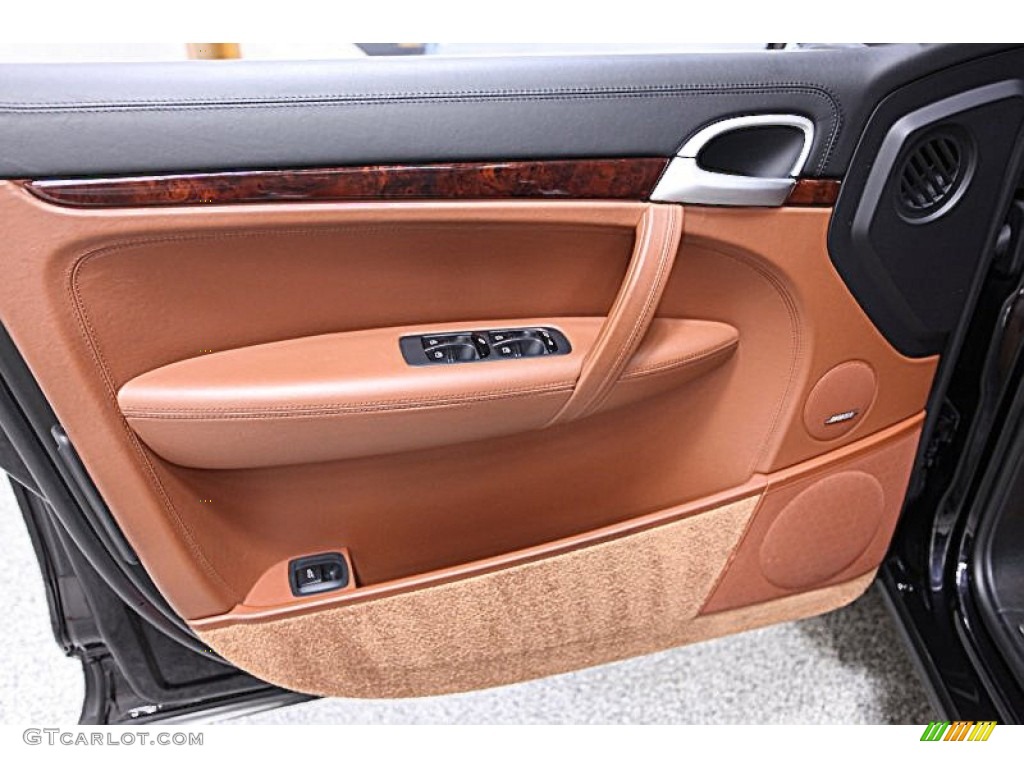 2008 Porsche Cayenne Turbo Chestnut/Black Natural Leather Door Panel Photo #53883155