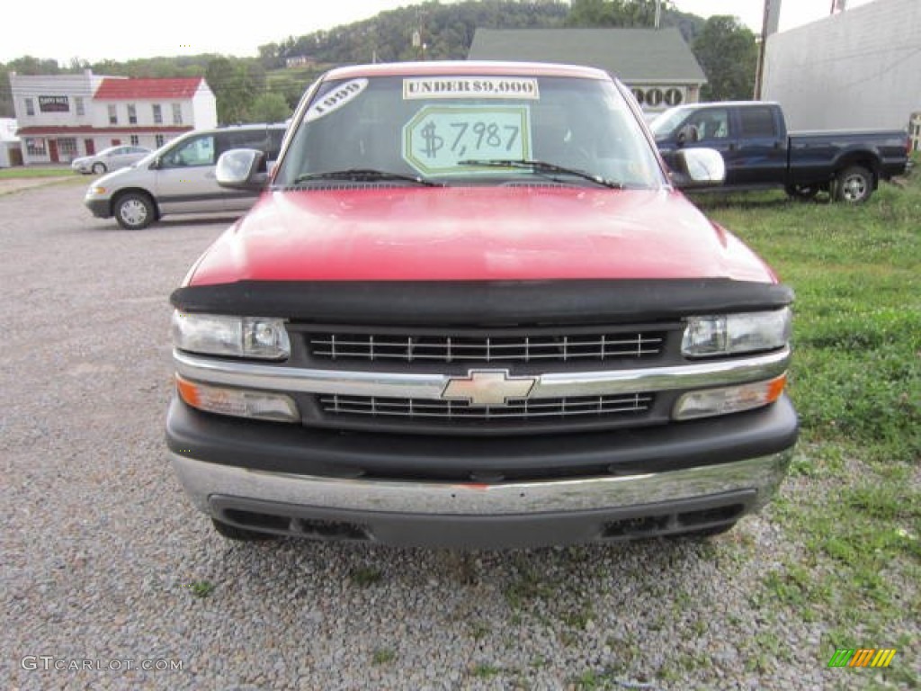 1999 Silverado 1500 LS Z71 Extended Cab 4x4 - Victory Red / Graphite photo #2