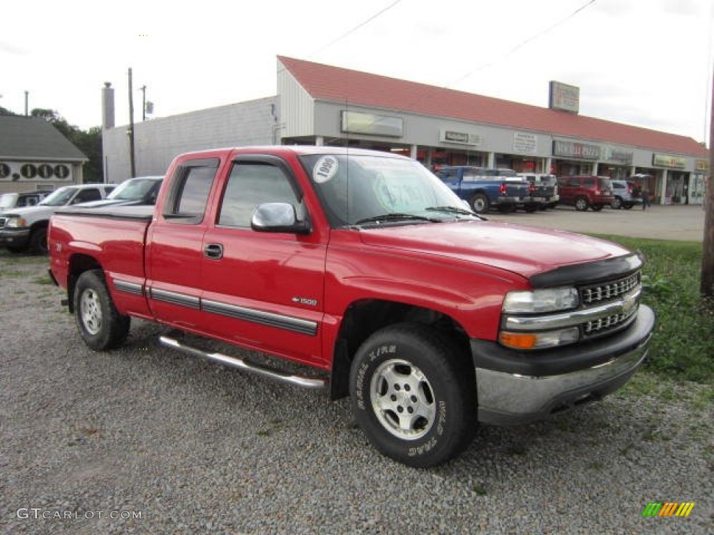 1999 Silverado 1500 LS Z71 Extended Cab 4x4 - Victory Red / Graphite photo #3