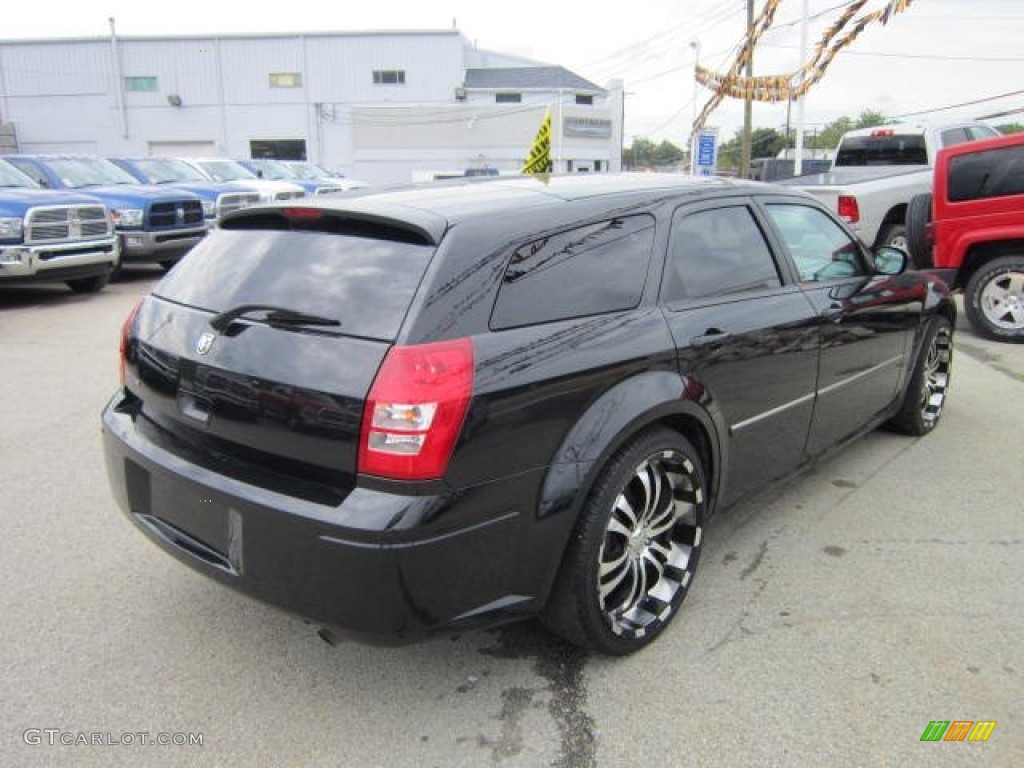 Brilliant Black Crystal Pearl 2007 Dodge Magnum SE Exterior Photo #53885633