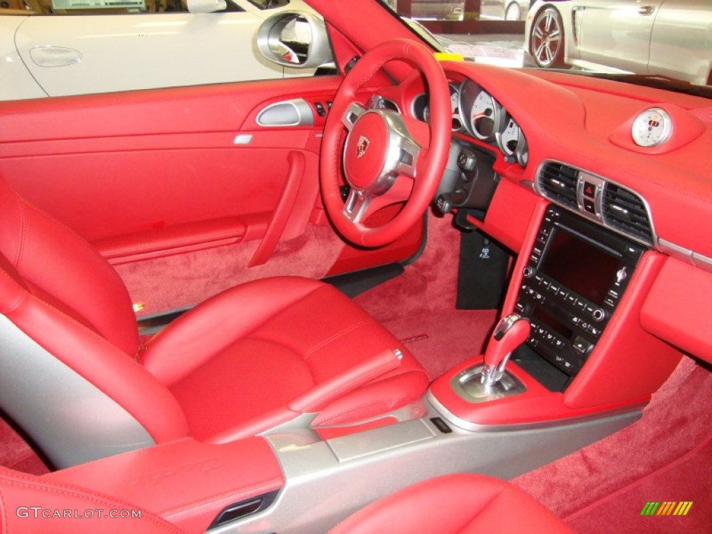 2011 911 Turbo S Coupe - Platinum Silver Metallic / Carrera Red photo #17