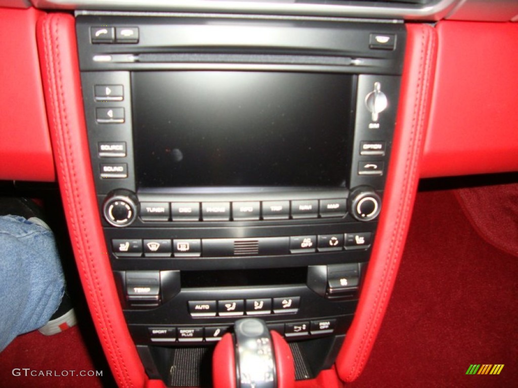 2011 911 Turbo S Coupe - Platinum Silver Metallic / Carrera Red photo #30