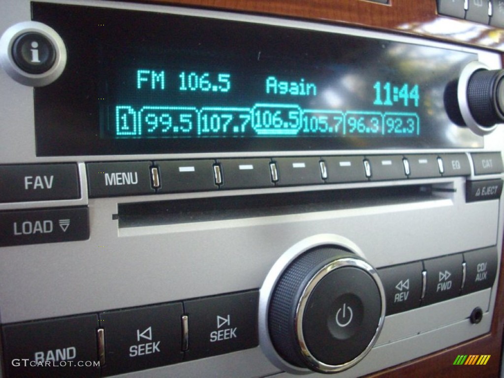 2008 Chevrolet Equinox LTZ AWD Audio System Photo #53888486