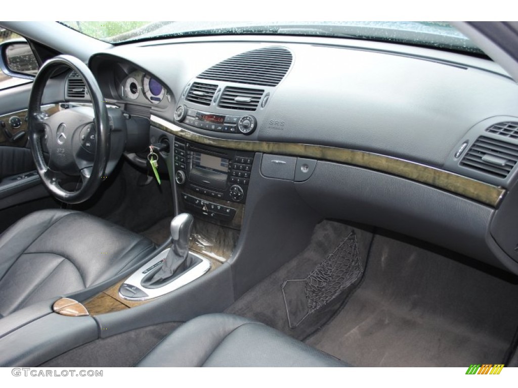 2003 Mercedes-Benz E 500 Sedan Charcoal Dashboard Photo #53888534