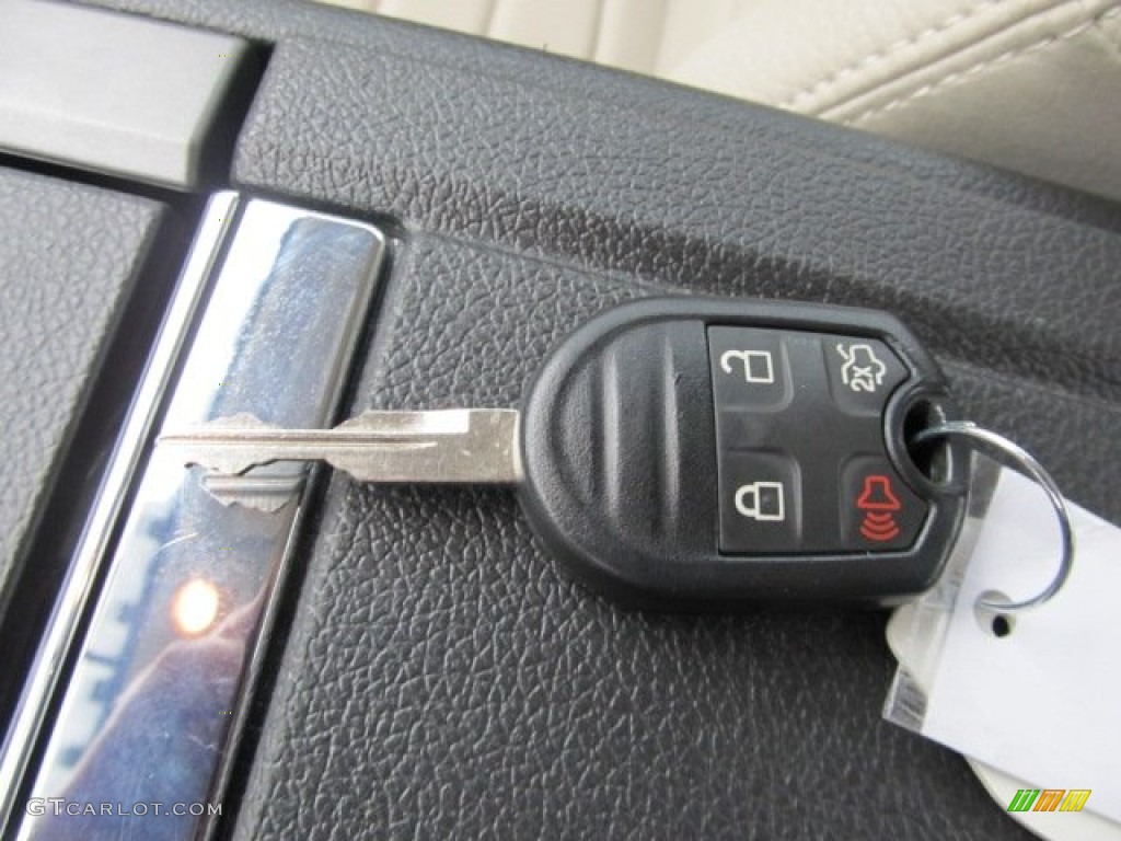 2011 Ford Mustang GT Premium Coupe Keys Photo #53889683