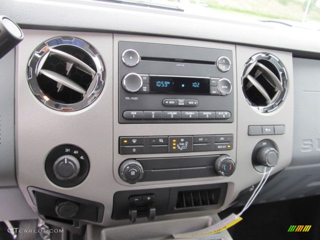 2012 Ford F250 Super Duty XLT Crew Cab 4x4 Controls Photo #53890991