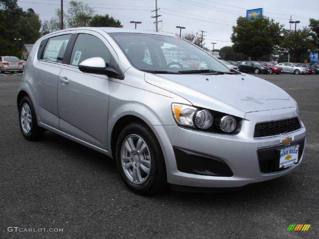 2012 Sonic LT Hatch - Silver Ice Metallic / Jet Black/Dark Titanium photo #3