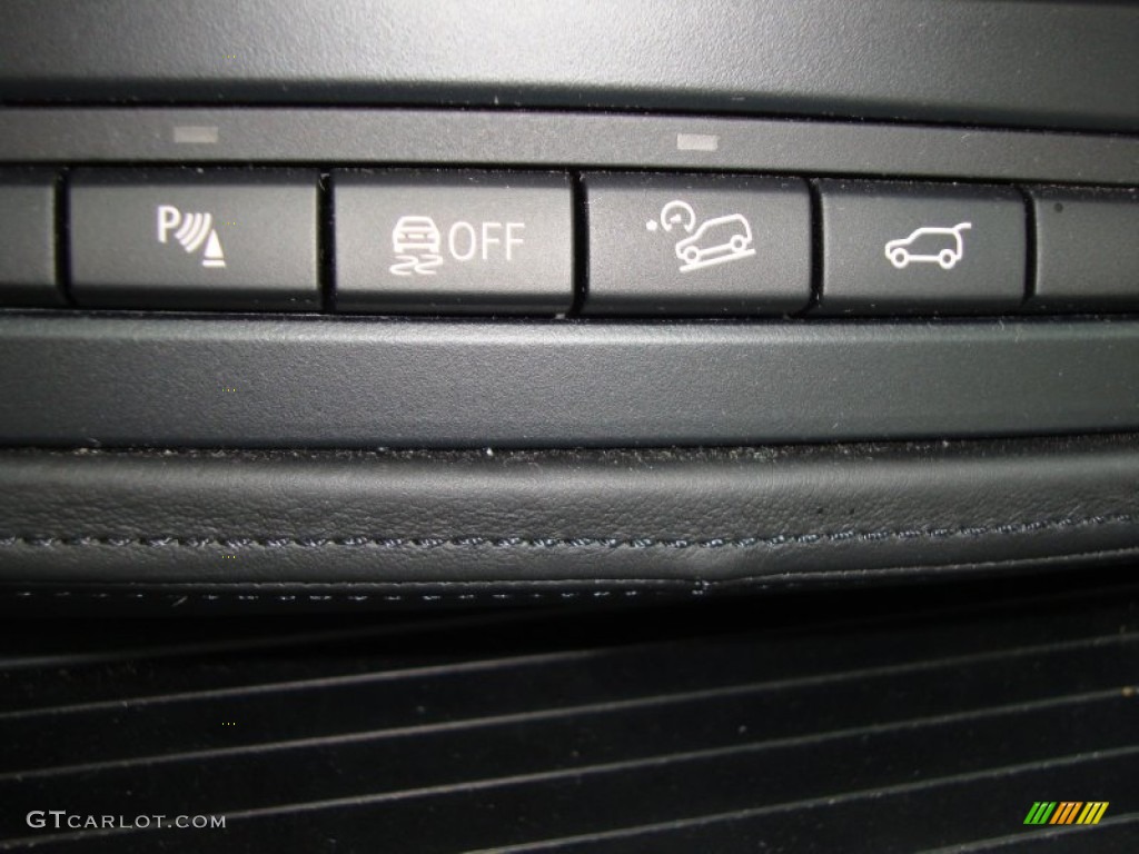2010 BMW X6 ActiveHybrid Controls Photo #53892221