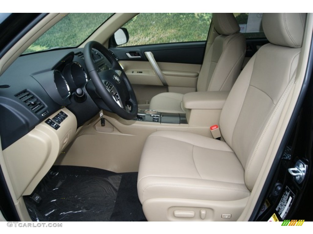 Sand Beige Interior 2012 Toyota Highlander SE 4WD Photo #53894909