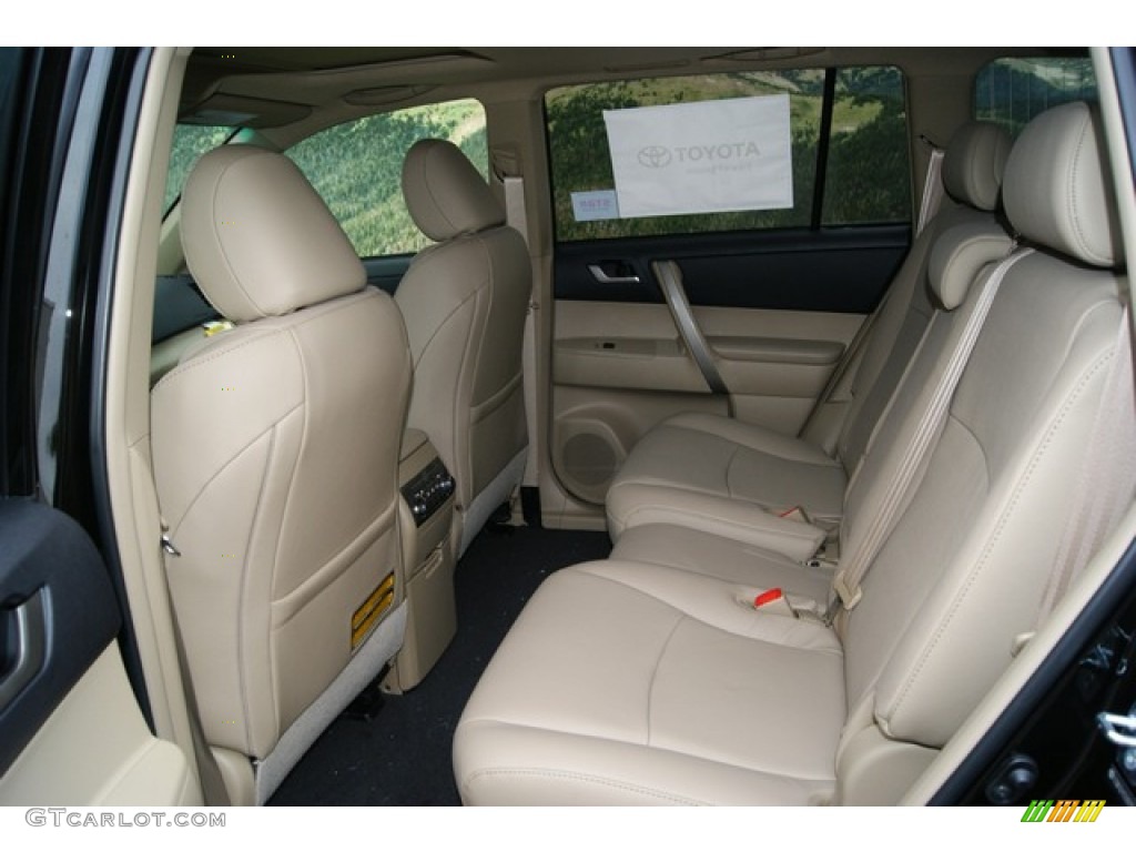 Sand Beige Interior 2012 Toyota Highlander SE 4WD Photo #53894927