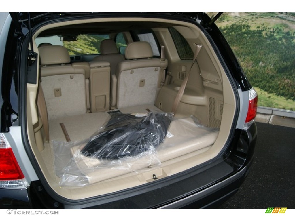 2012 Toyota Highlander SE 4WD Trunk Photo #53894951