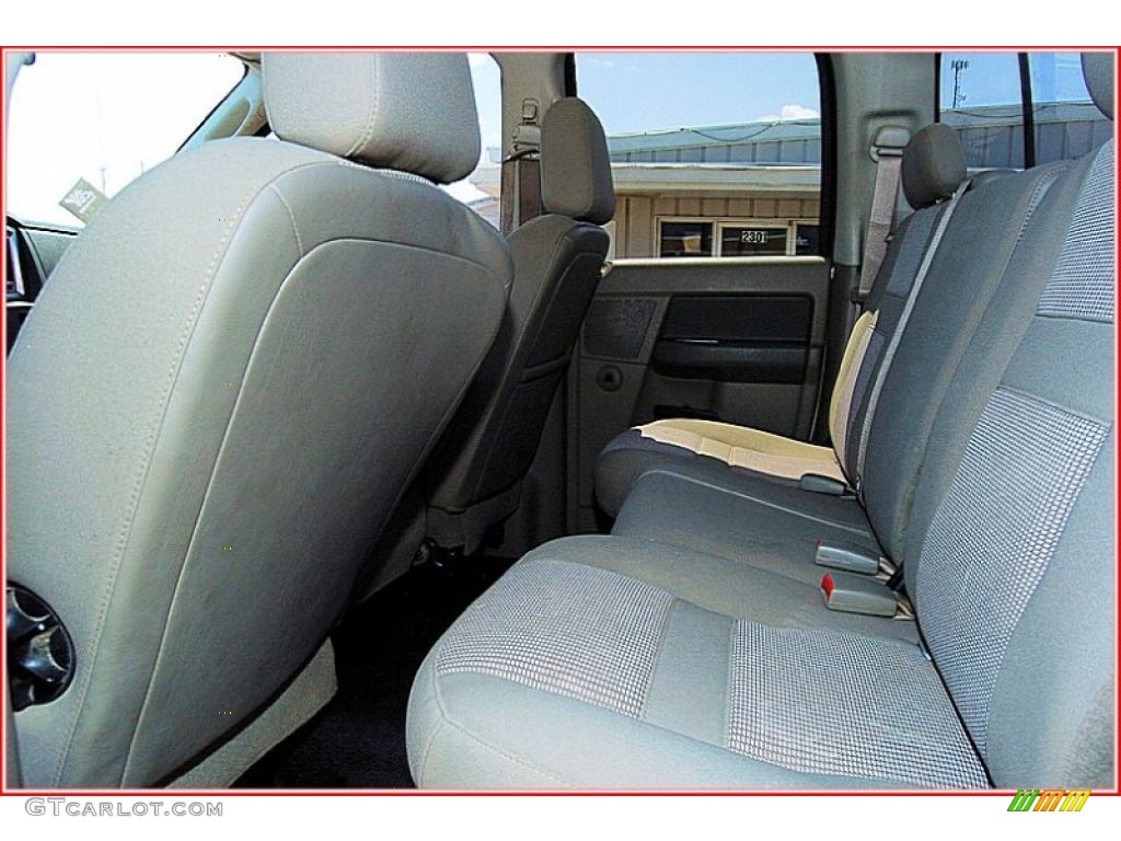 2007 Ram 3500 Lone Star Quad Cab 4x4 - Light Khaki Metallic / Khaki photo #26