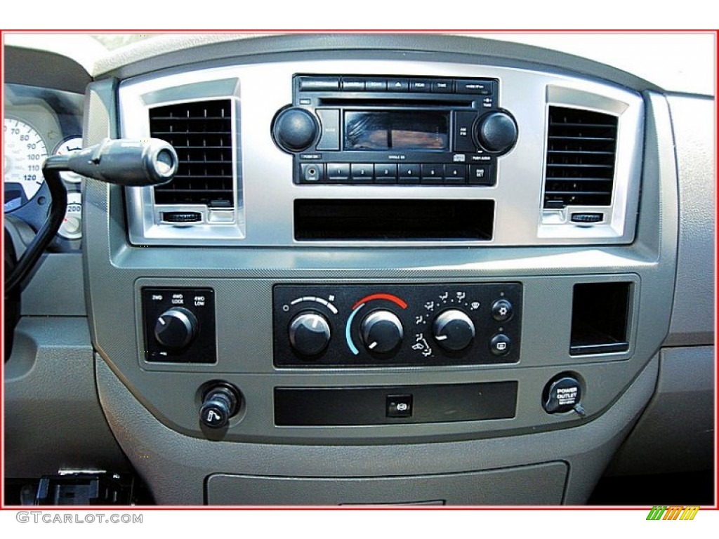 2007 Dodge Ram 3500 Lone Star Quad Cab 4x4 Controls Photo #53896022