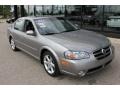 Front 3/4 View of 2002 Maxima SE