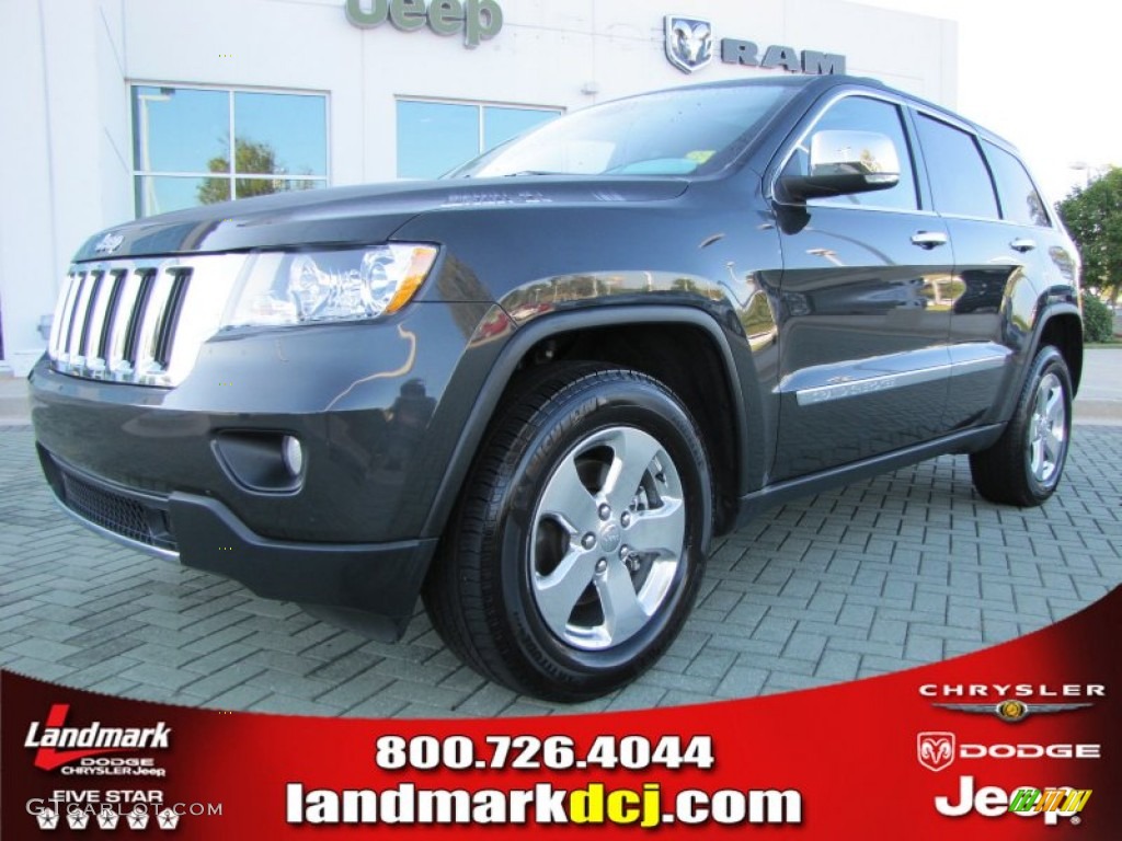 Dark Charcoal Pearl Jeep Grand Cherokee