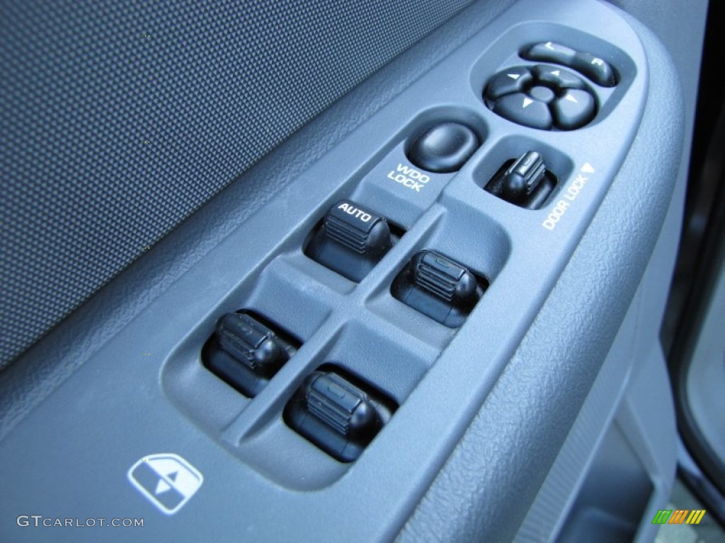 2008 Dodge Ram 1500 SXT Quad Cab Controls Photo #53899460
