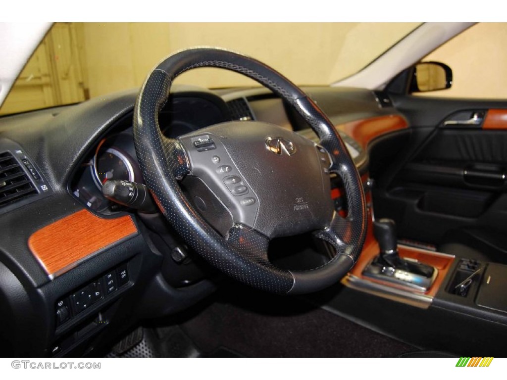 2006 Infiniti M 35 Sedan Graphite Steering Wheel Photo #53901575