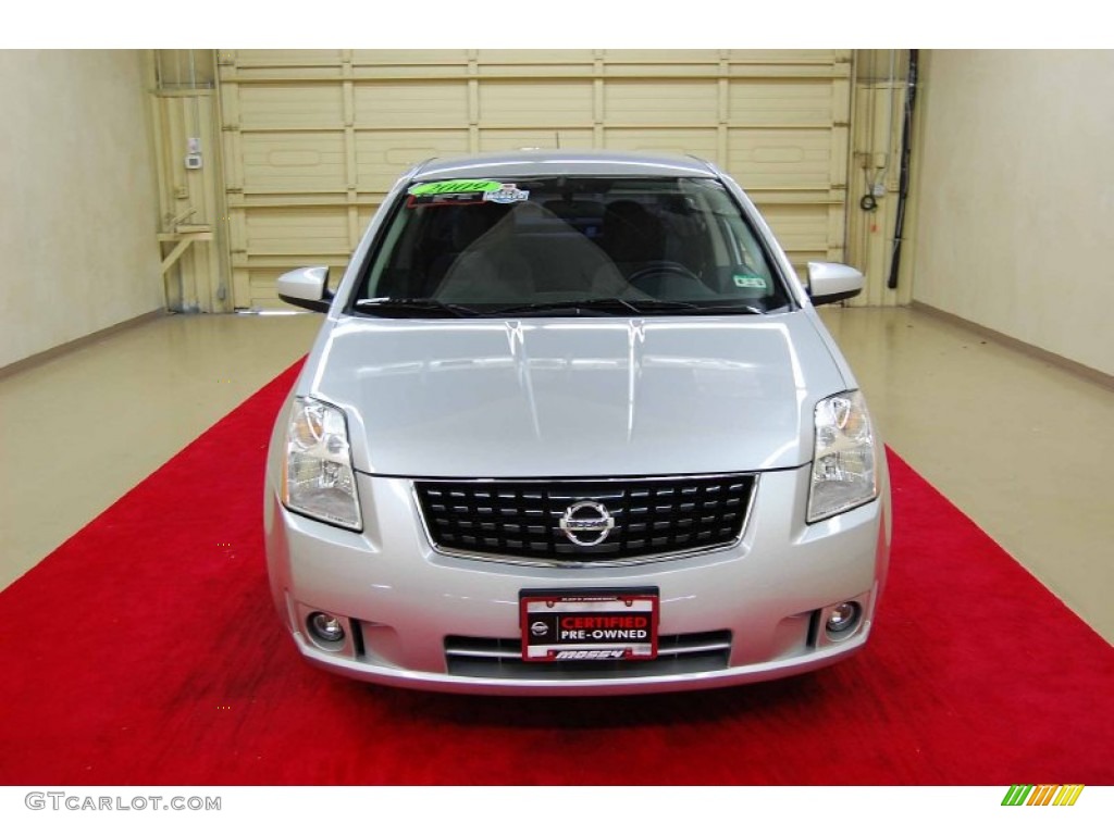 2009 Sentra 2.0 - Brilliant Silver / Charcoal photo #2