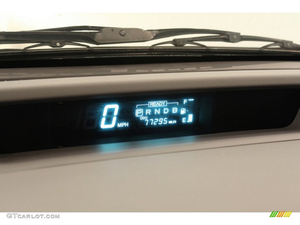 2003 Toyota Prius Hybrid Gauges Photo #53902262