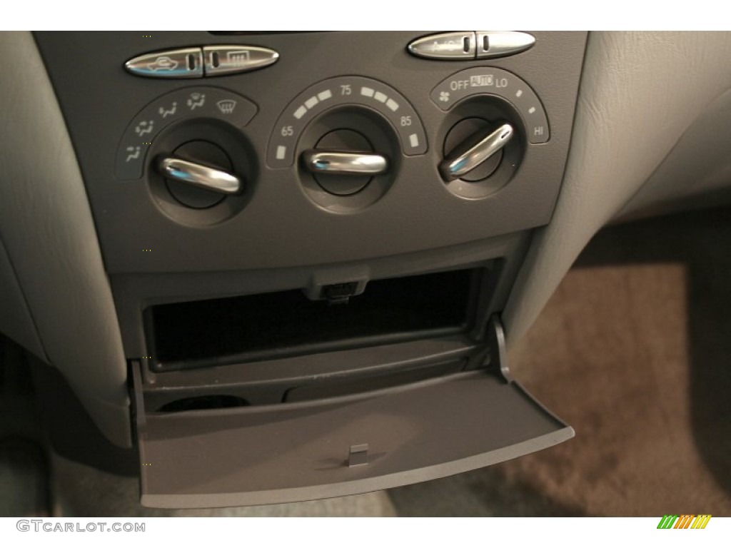 2003 Prius Hybrid - Aqua Ice Opalescent / Amethyst photo #16