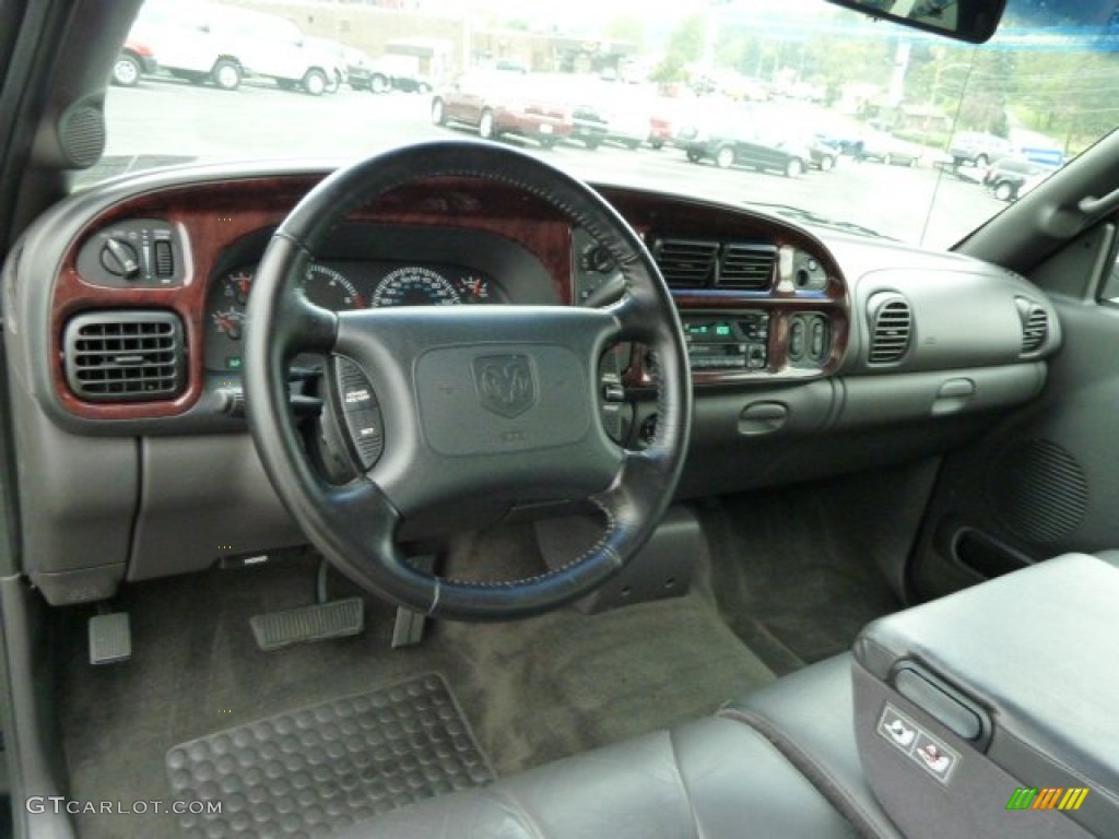 2000 Dodge Ram 1500 Sport Extended Cab Agate Dashboard Photo #53902358