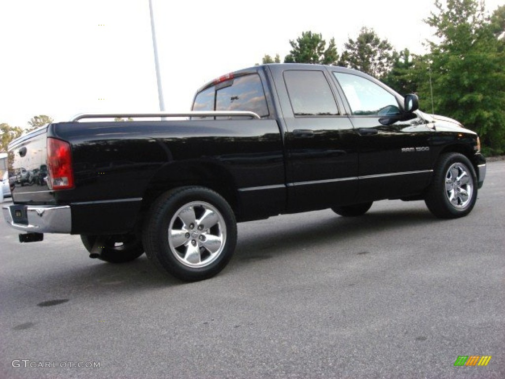 2003 Ram 1500 SLT Quad Cab - Black / Dark Slate Gray photo #4