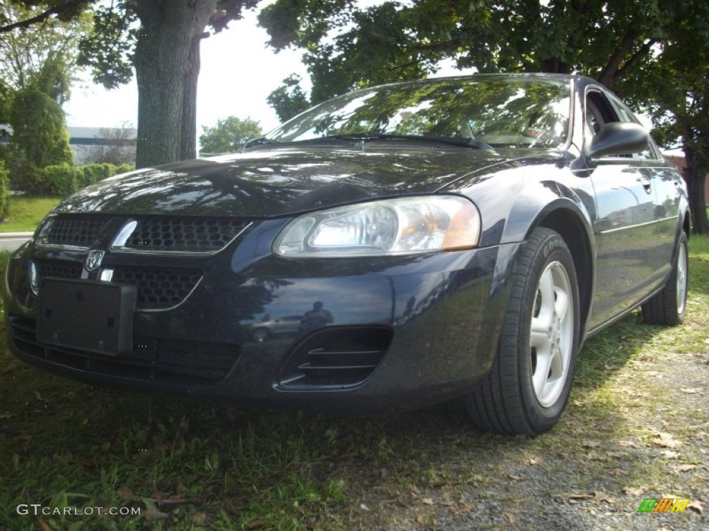 2004 Stratus SXT Sedan - Deep Sapphire Blue Pearlcoat / Dark Slate Gray photo #1