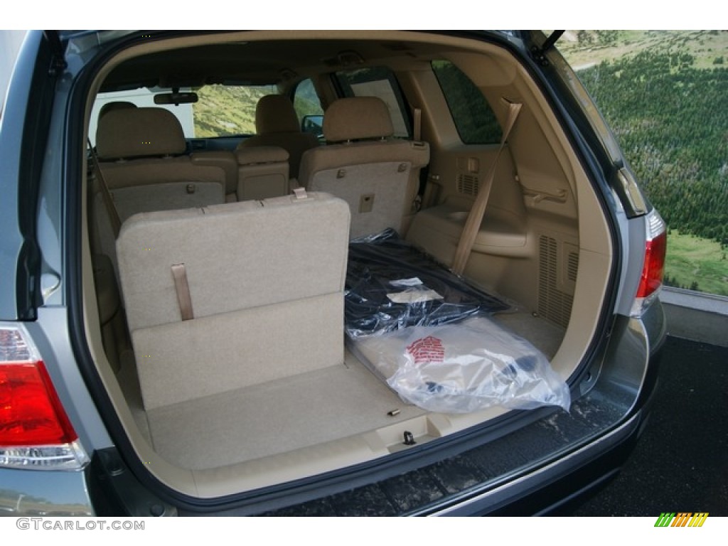 2012 Toyota Highlander V6 4WD Trunk Photo #53907337
